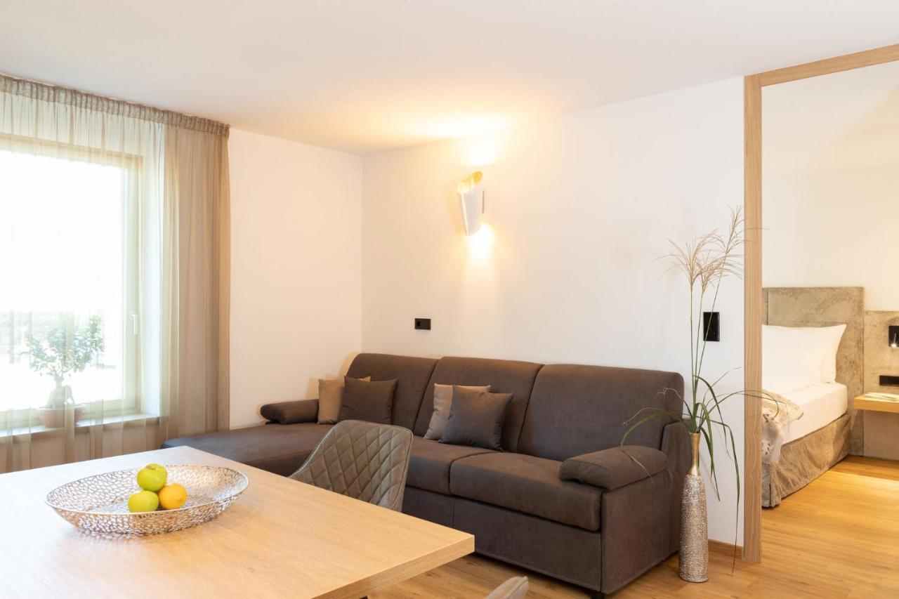Nice Living Neue- Moderne Apartments Im Herzen Von Brixen - Kostenlose Brixencard - Ideal Fuer Familien, Paare, Geschaeftsreisende Und Allen Urlaubs Hungrigen Exteriör bild