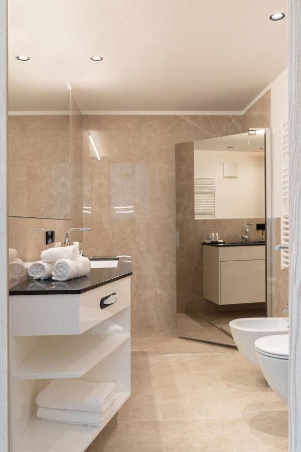 Nice Living Neue- Moderne Apartments Im Herzen Von Brixen - Kostenlose Brixencard - Ideal Fuer Familien, Paare, Geschaeftsreisende Und Allen Urlaubs Hungrigen Exteriör bild