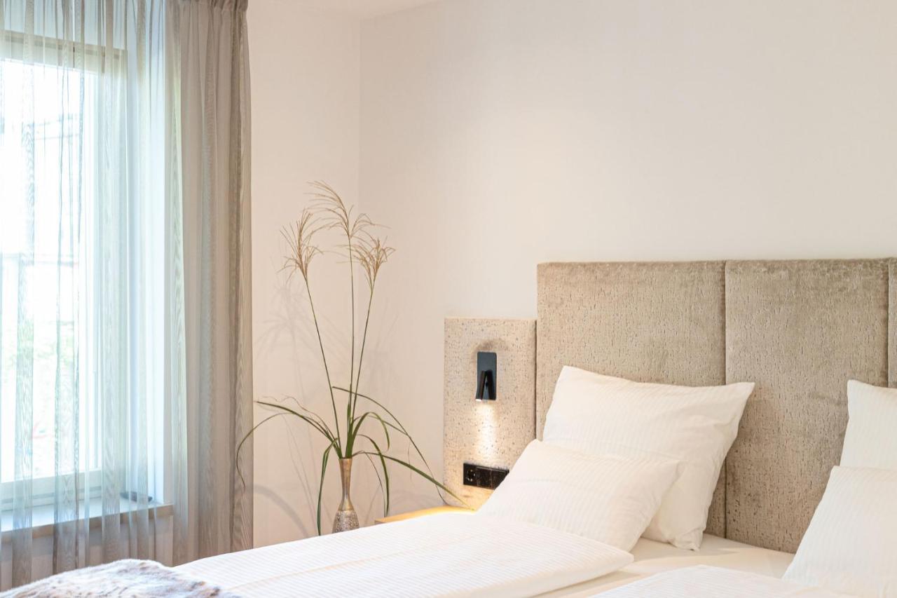 Nice Living Neue- Moderne Apartments Im Herzen Von Brixen - Kostenlose Brixencard - Ideal Fuer Familien, Paare, Geschaeftsreisende Und Allen Urlaubs Hungrigen Exteriör bild